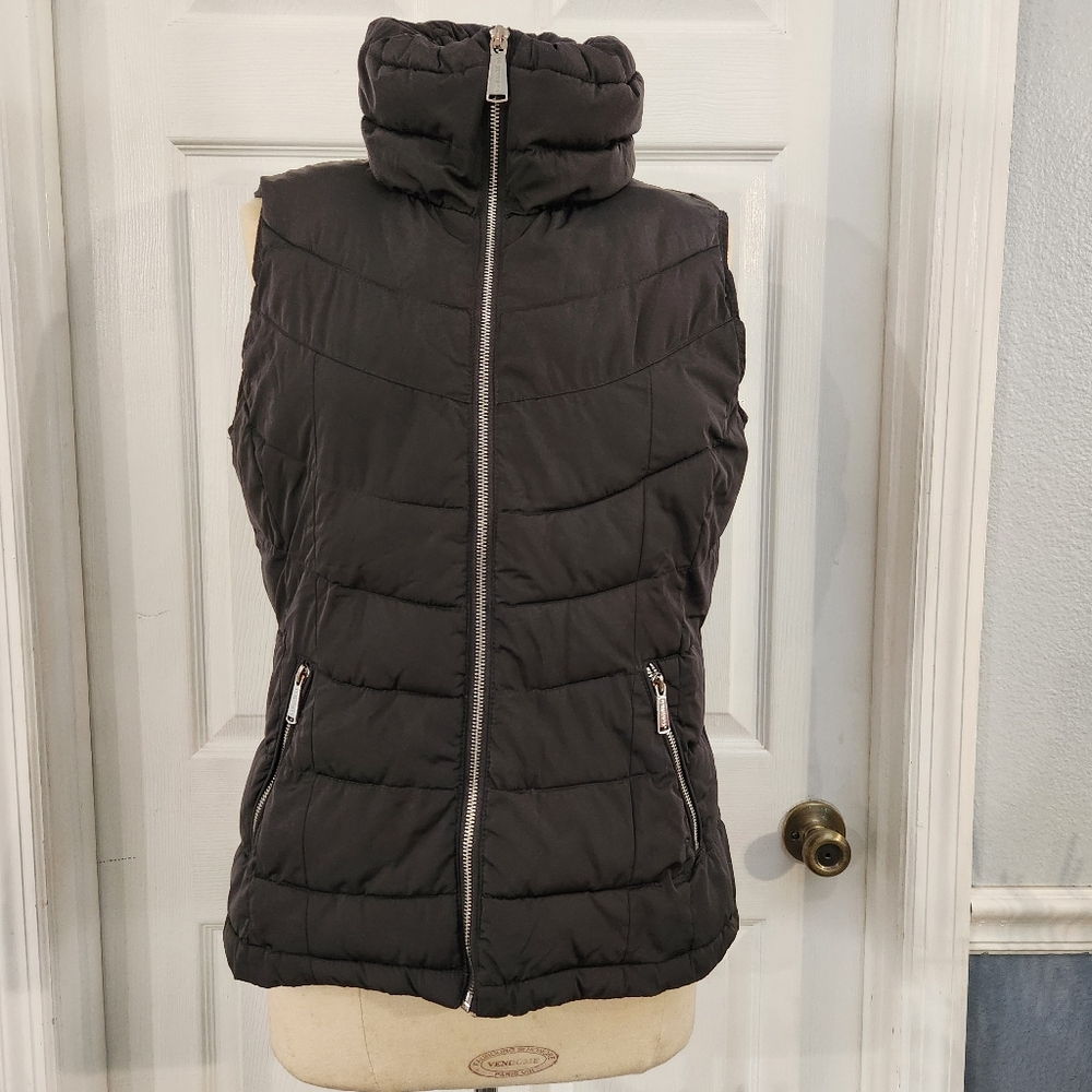 Calvin Klein black quilted puffer vest with silver-tone hardware